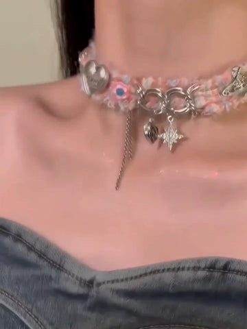 Mercedes Knit Star Choker - Knitted Necklace