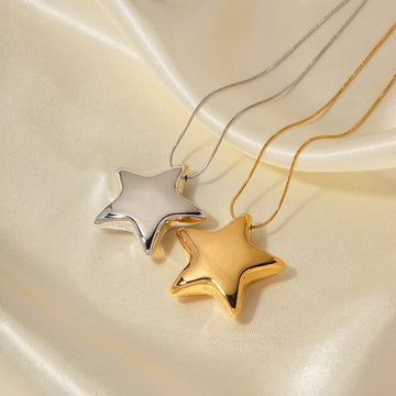 Annalee Star Pendant Necklace