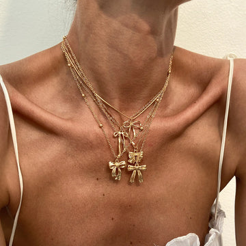 Arayna Butterfly Layered Necklace Set