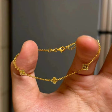 Atlee Delicate Clover Bracelet