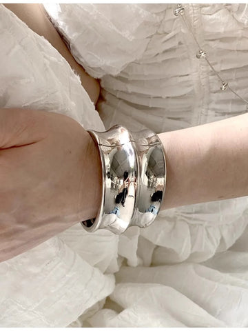 Imogen Polished Cuff Bracelet