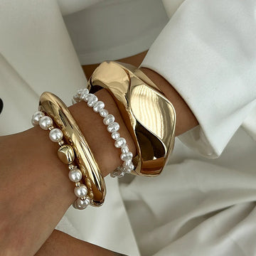 Kamya Metal Cuff Bracelet