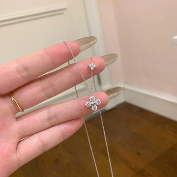 Lucia Clover Petal Necklace