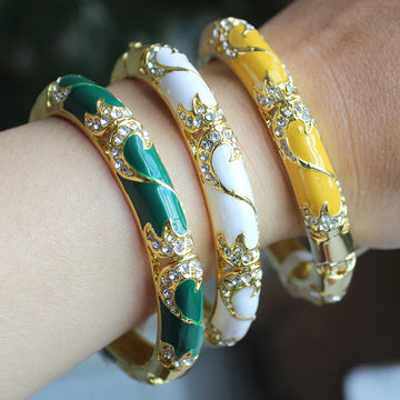 Mikaylah Floral Enamel Bangle