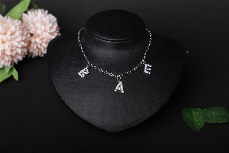 Britain Crystal Word Necklace - BAE [XHKYBXHL]