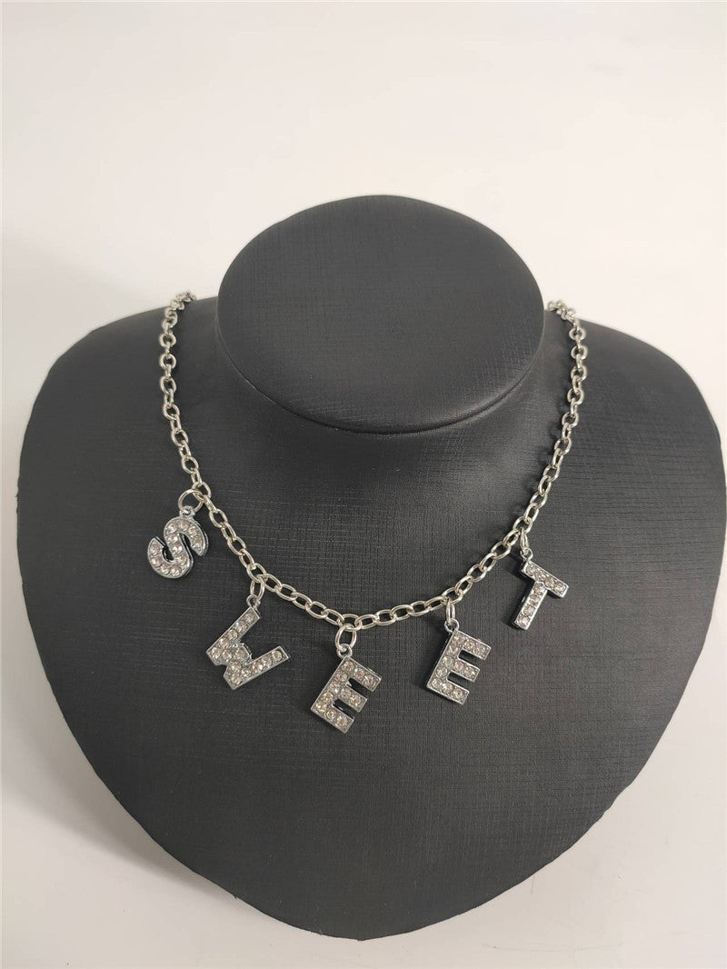 Britain Crystal Word Necklace - SWEET [49FKPNS4]