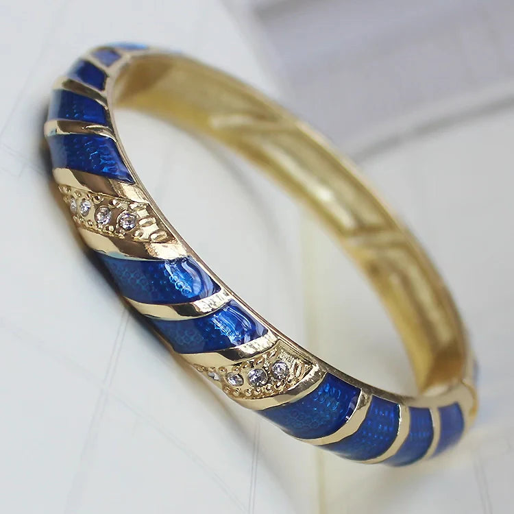 Amarachi Delicate Enamel Bracelet - Dark Blue Spiral