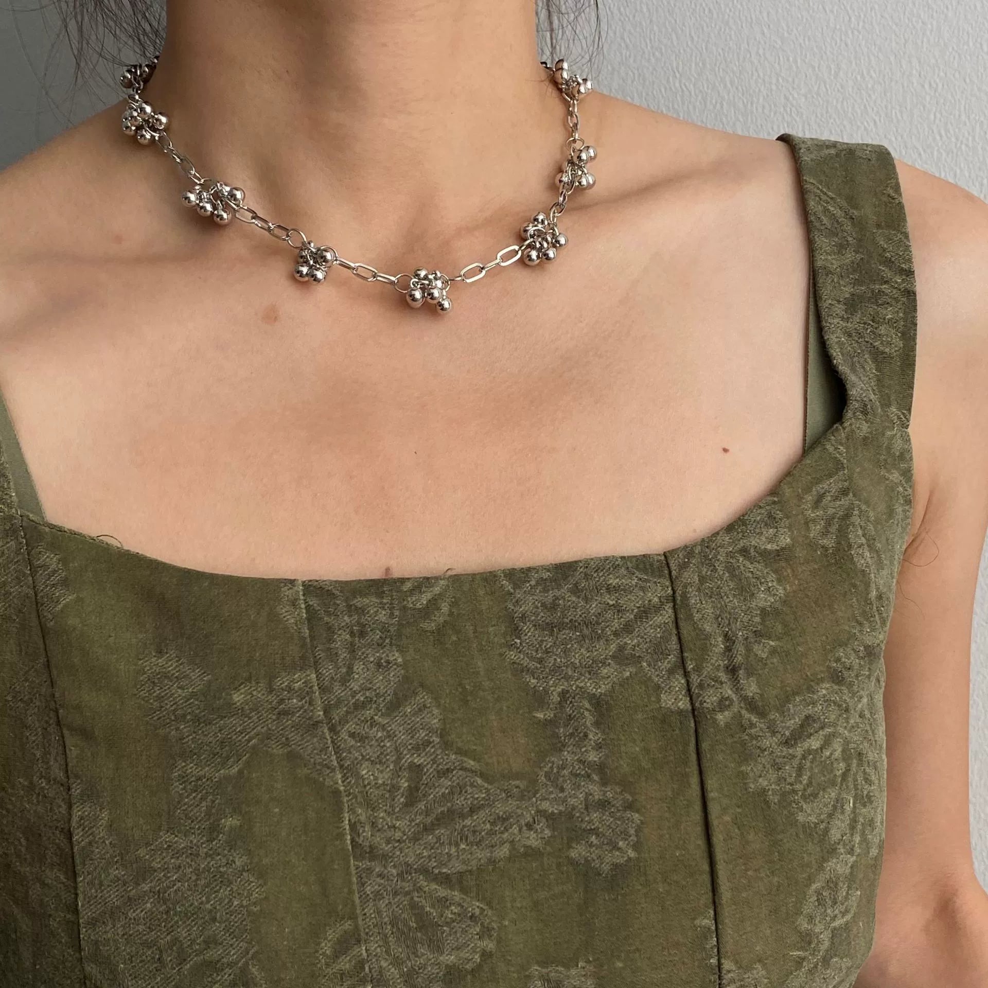 Anita Grape Pearl Choker - Grape Bunch Necklace [0ZFQXAWI]