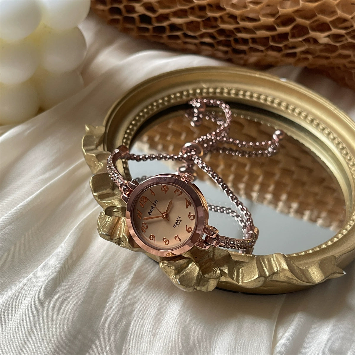 Ophelia Chain Bracelet Watch - Rose Gold Band Apricot Dial (Numeric) [UZY0OHNW]