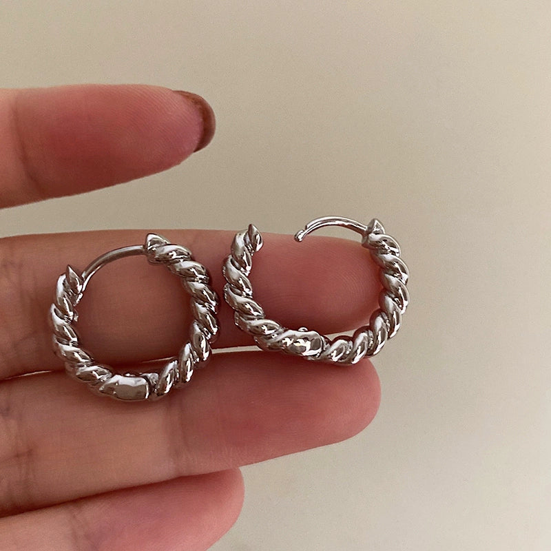Khushi French Braided Hoops - Silver [83MBTP4D]