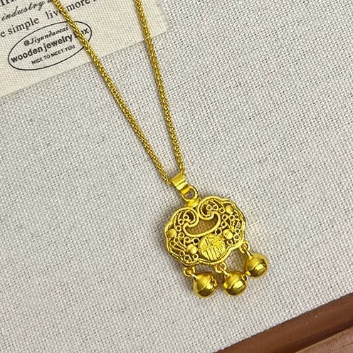 Chloey Fortune Charm Necklace - Small Golden Lock Necklace [IJJB2VA4]