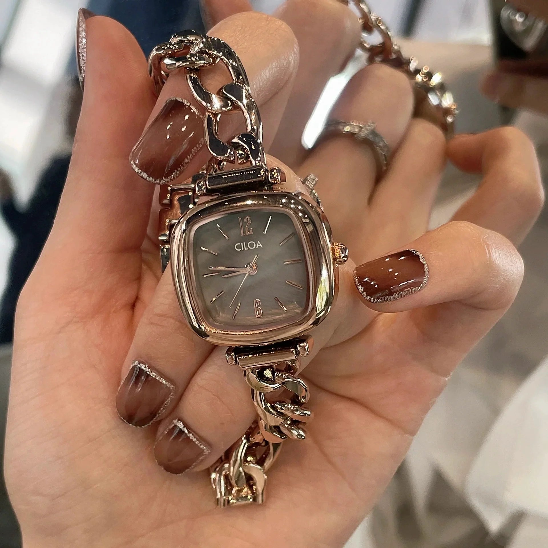 Westlynn Elegant Barrel Watch - Rose Gold