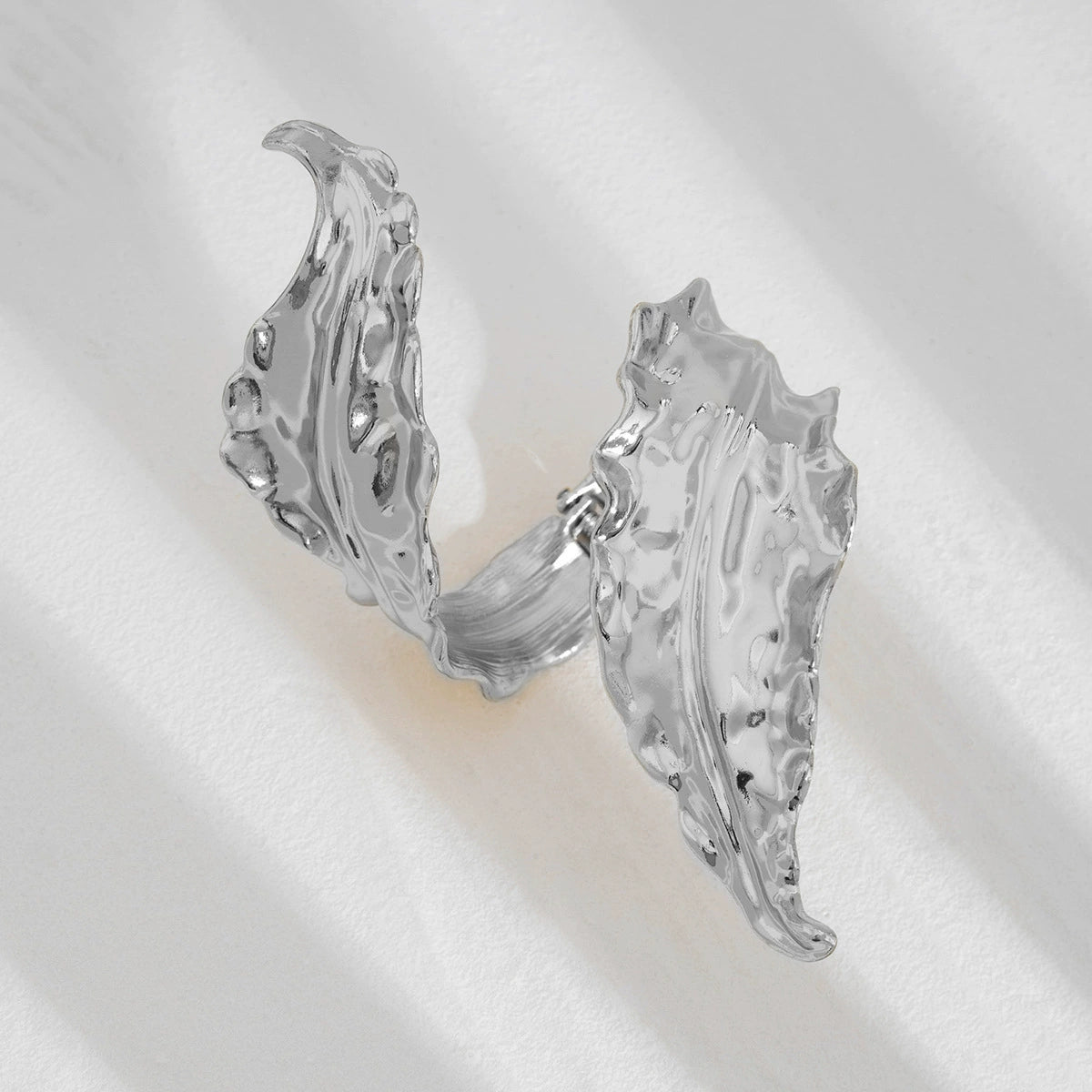Zaira Liquid Leaf Bracelet - Bracelet Silver Tone [SS0CJE4F]