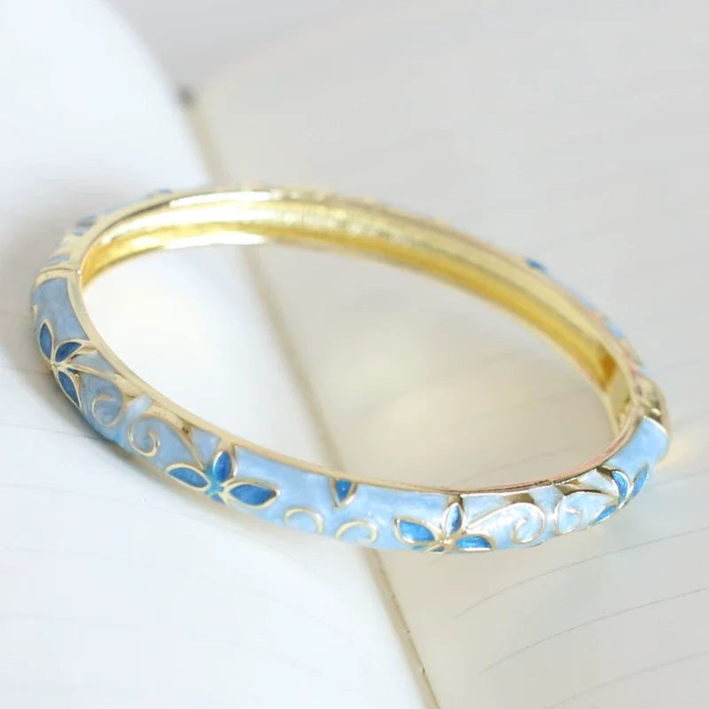 Xaria Clover Enamel Bangle - Sky Blue