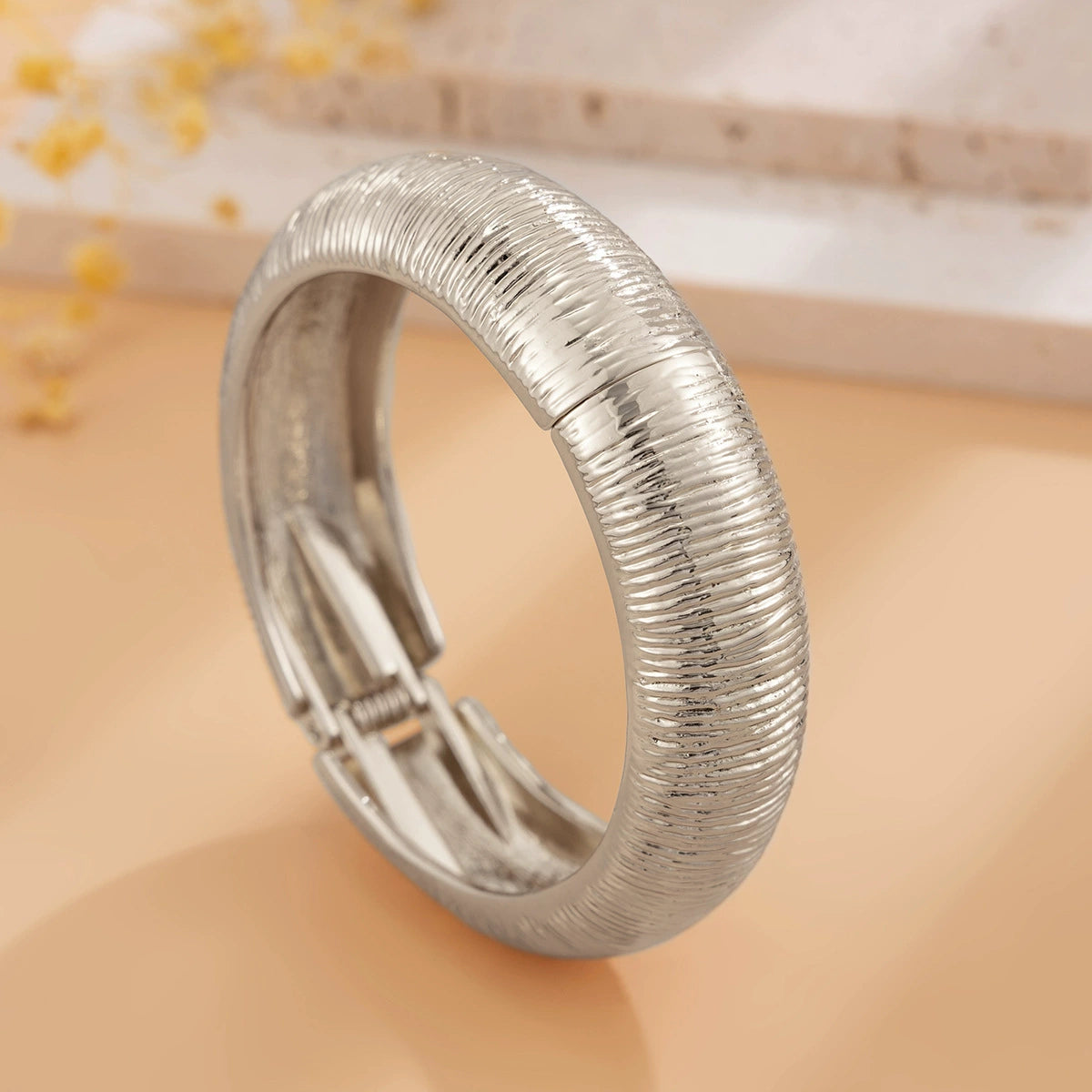 Eniola Sculptural Leaf Jewelry - Bracelet White K Design 1 [F4NS1O55]