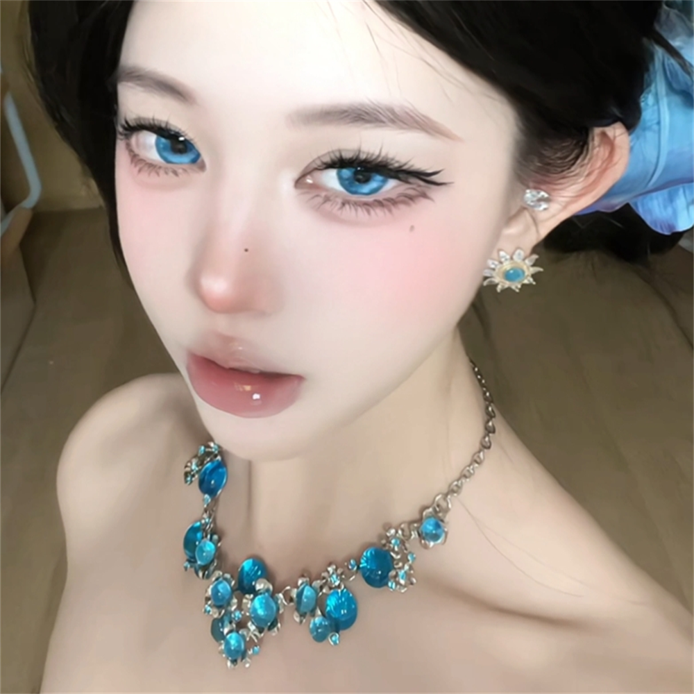 Aleya Blue Crystal Bloom Necklace - Blue