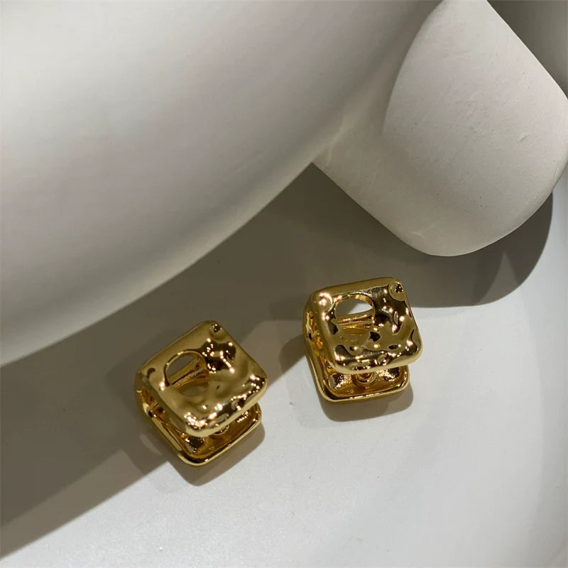 Everett Geometric Hollow Earrings - Gold