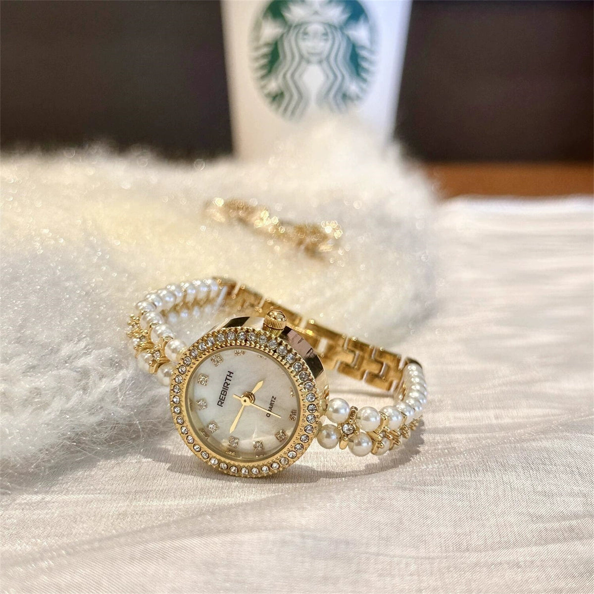 Saraya Delicate Pearl Watch - Gold