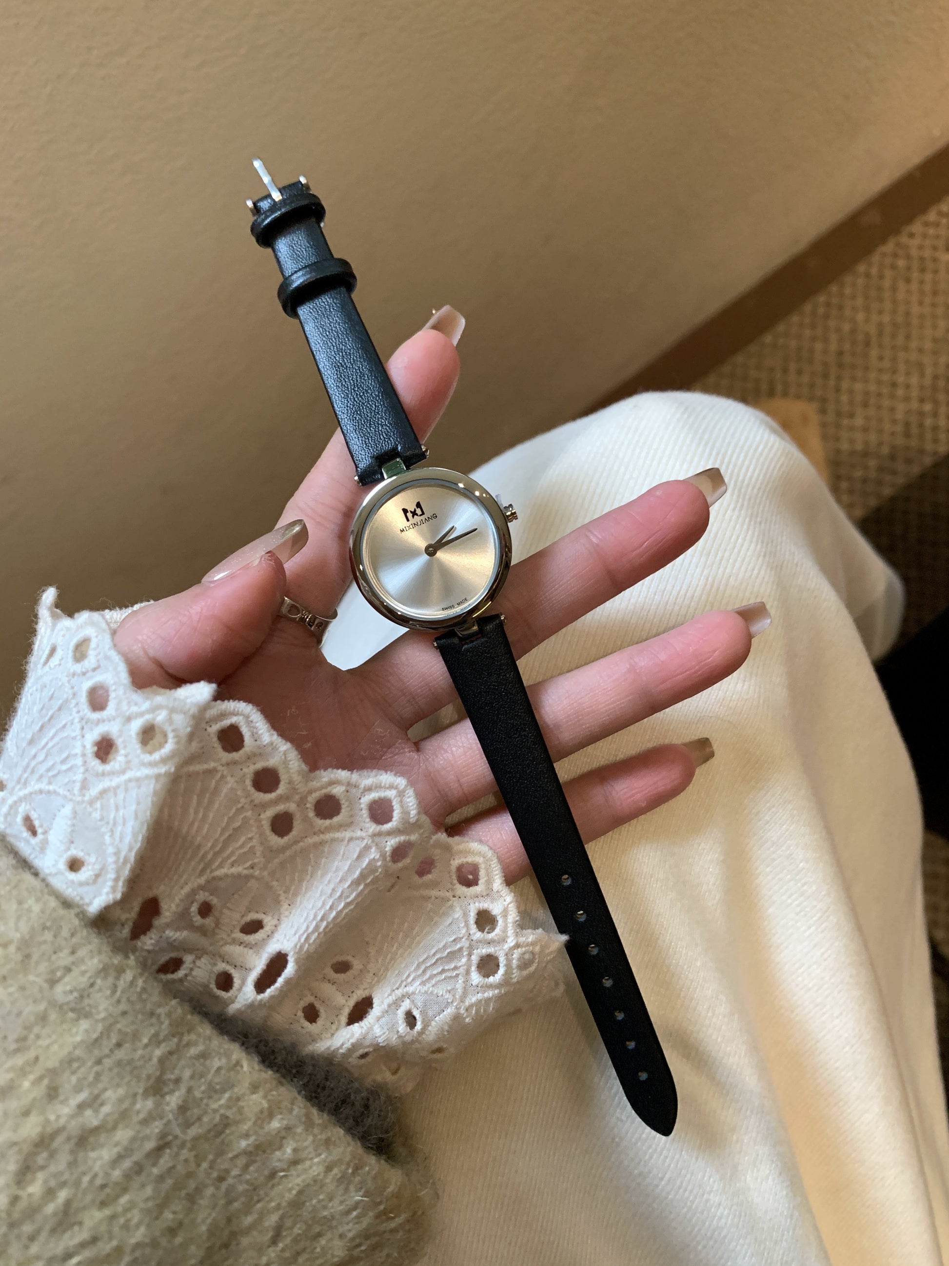 Jackeline Glare Mini Dial Watch - Black [FDRSRYVG]