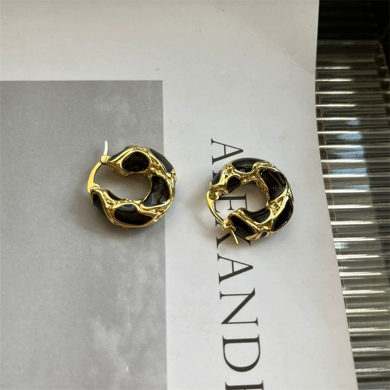 Giavonna Asymmetric Enamel Hoops - Black Enamel Earrings [EN8BQKZV]