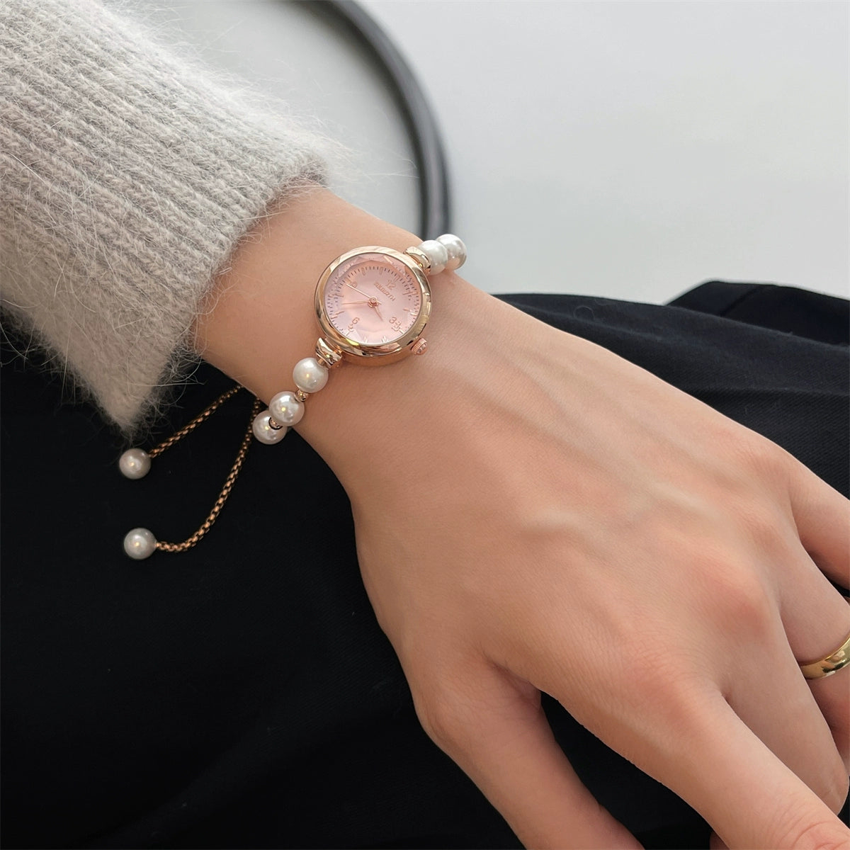 Leylanie Pearl Bracelet Watch - Rose Gold Pink Face (Adjustable) [CWH2A7Z4]