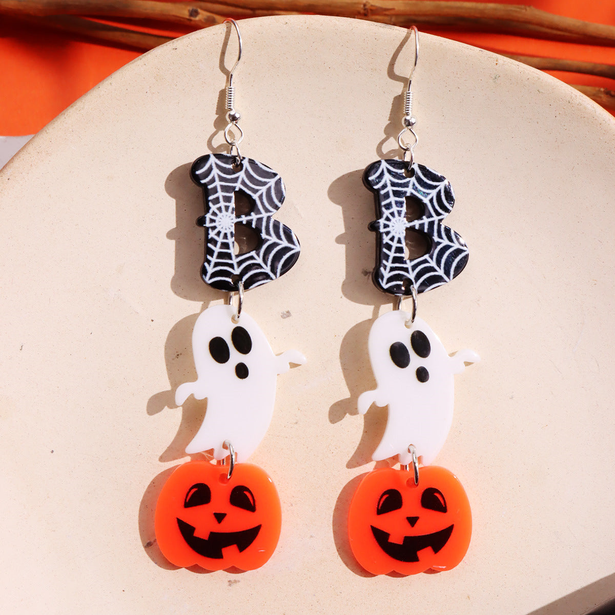 Moana Spooky Acrylic Dangle Earrings - Leopard Heart Bat [XZLUVXWY]