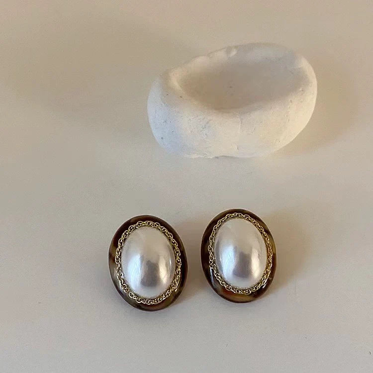 Marci Vintage Button Earrings - Oval