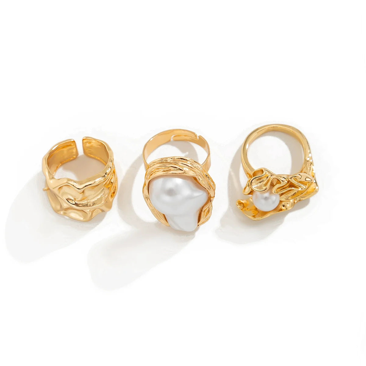 Cleopatra Baroque Pearl Ring Trio - Light Gold