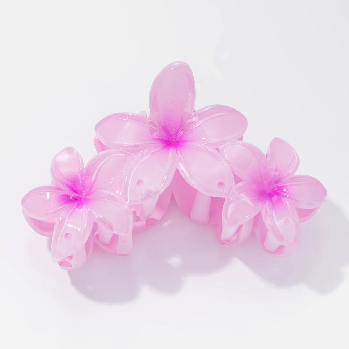 Saskia Gradient Plumeria Claw Clip - Rose Red