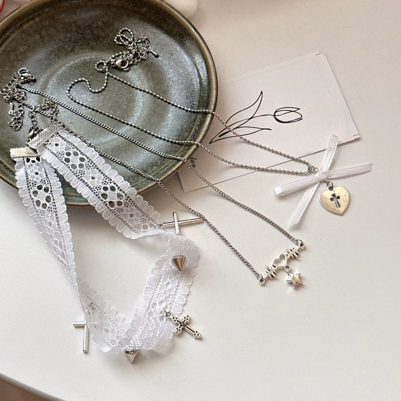 Paizley Lace Heart Layered Necklace - Three-Piece Set [3GZ74BGU]