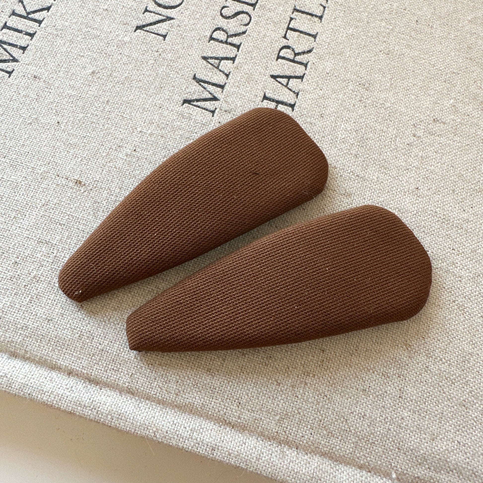 Yelitza Minimalist Fabric Hair Clip - Coffee Triangle (Pair) [1R2QO4WS]