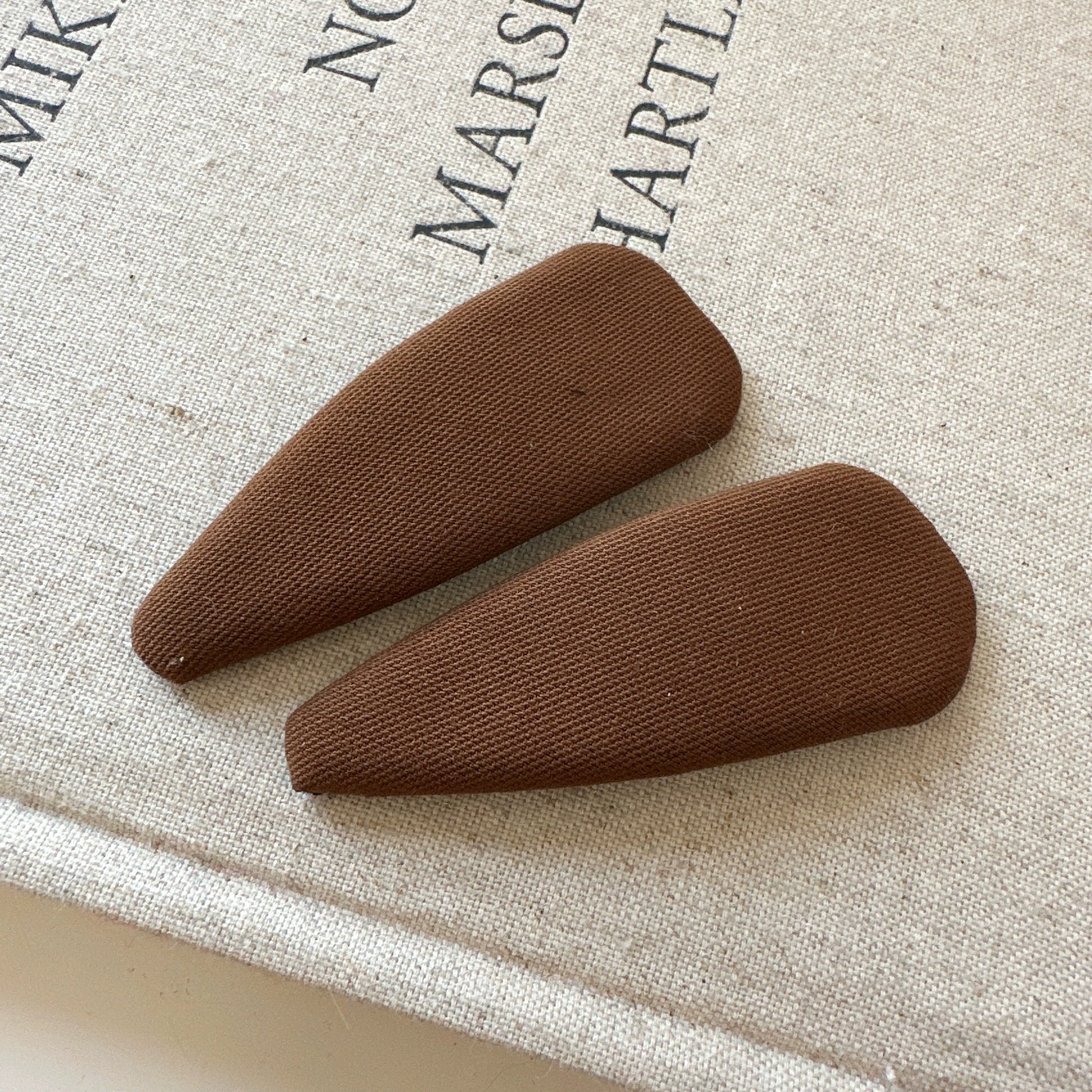 Yelitza Minimalist Fabric Hair Clip - Coffee Triangle (Pair) [1R2QO4WS]