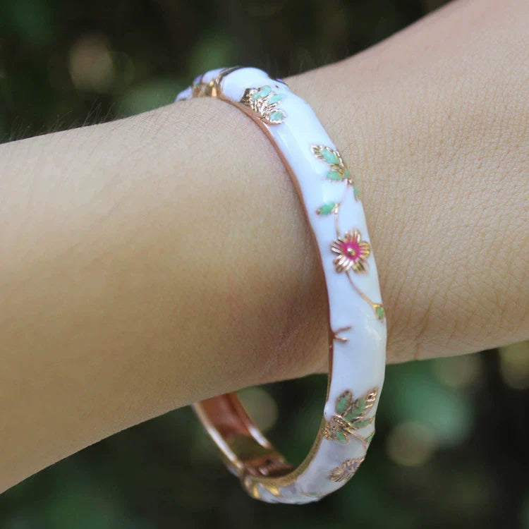 Jourdyn Floral Enamel Bangle - White