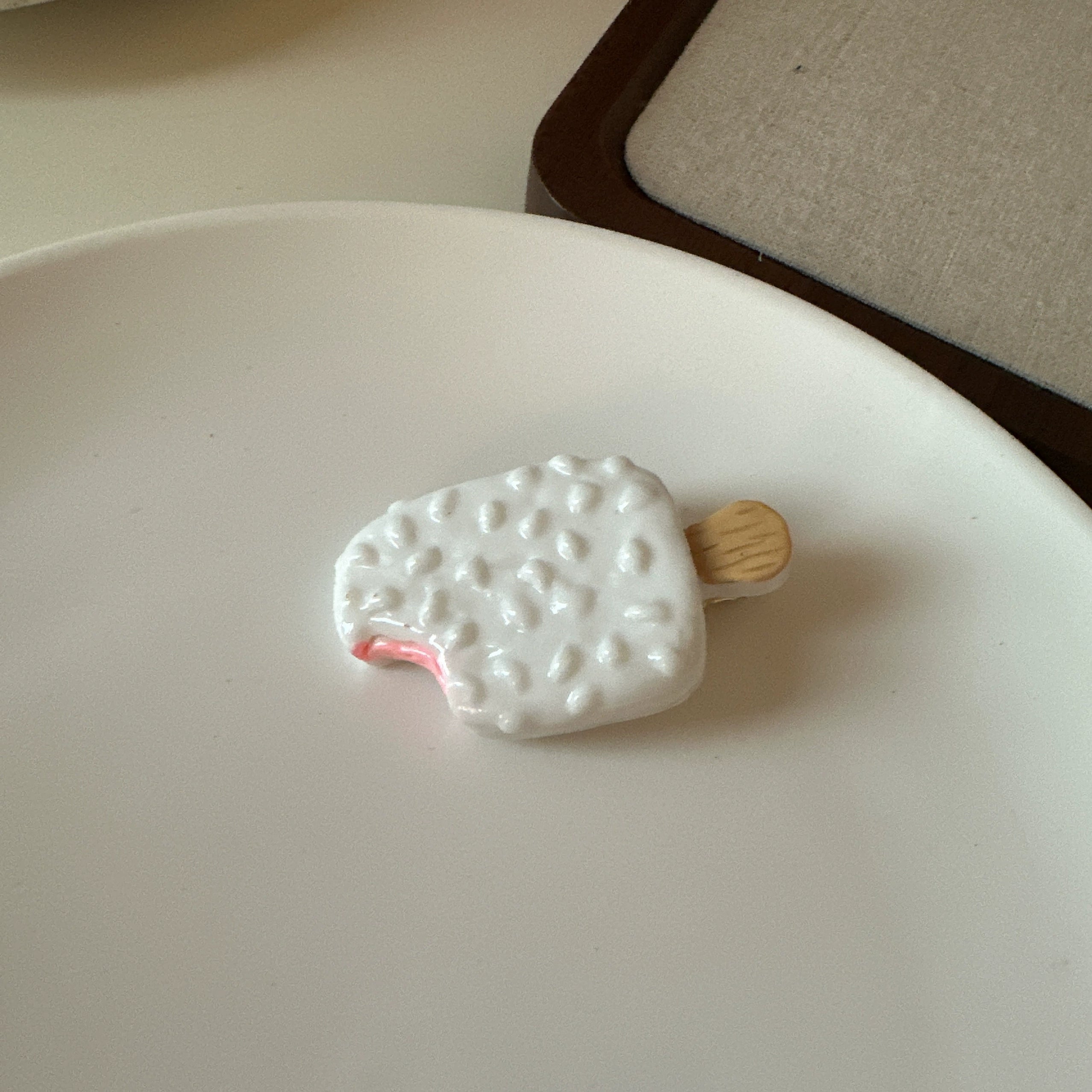 Marielle Ice Cream Hair Clip - White [BF4EWUG4]