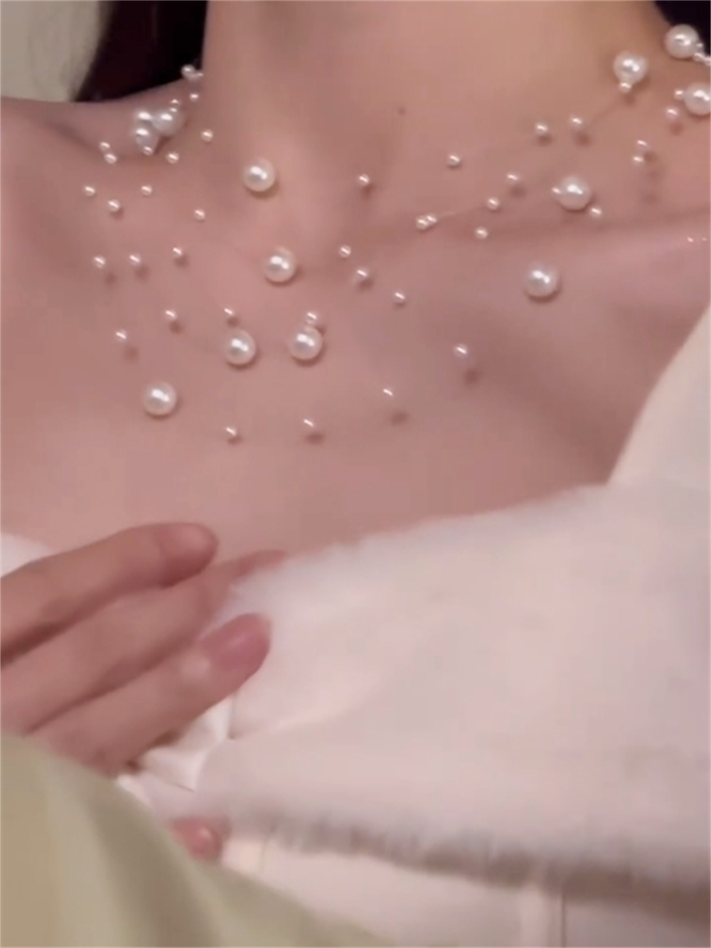 Sahar Starry Pearl Choker Necklace - Starry Necklace