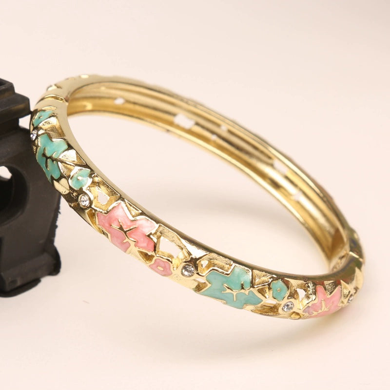 Kattleya Star Enamel Bracelet - Powder Blue [JEHKNLTA]