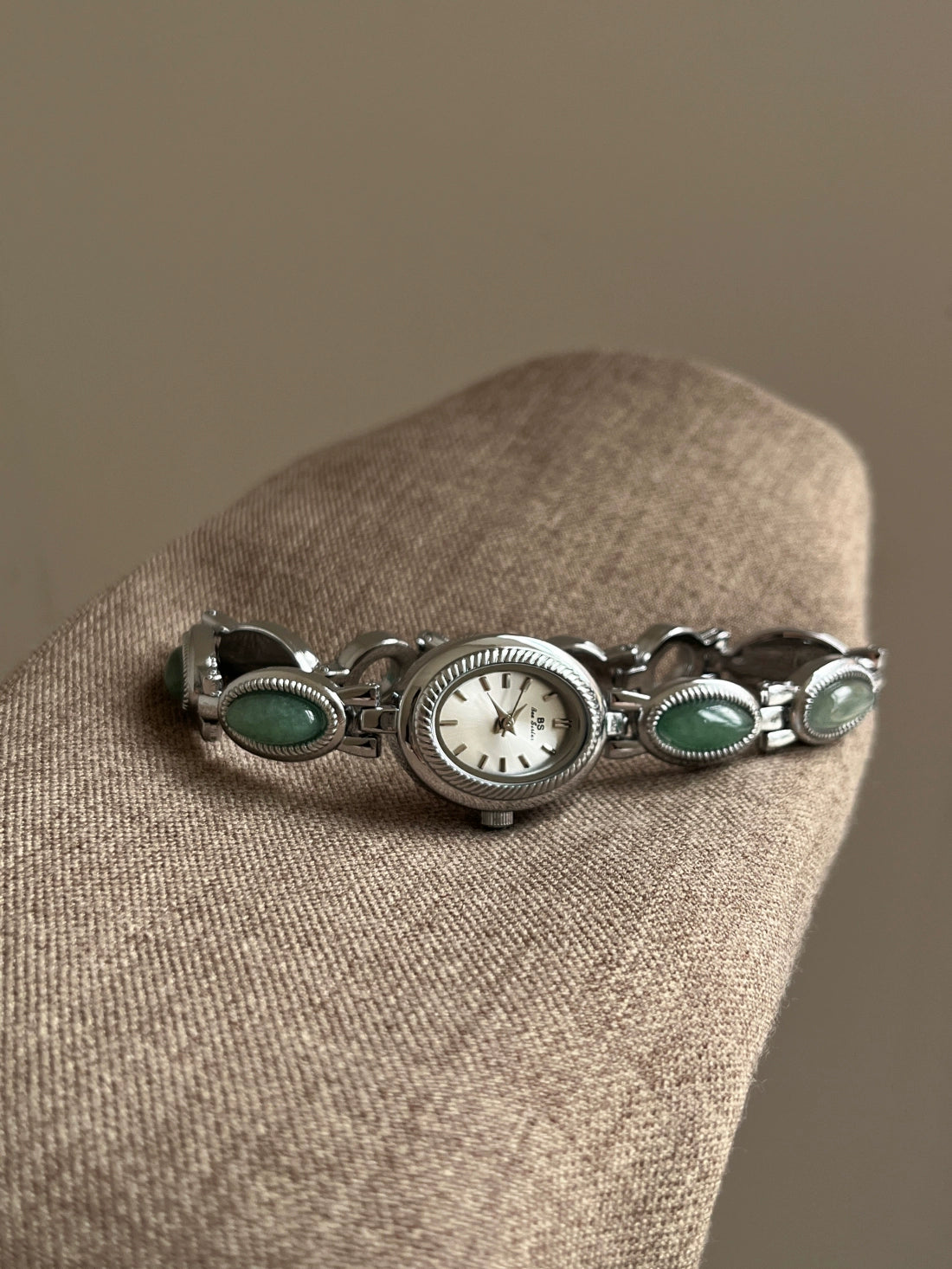 Nayomi Oval Jade Watch - Jade (Silver Dial) [SZ8L9A6Y]