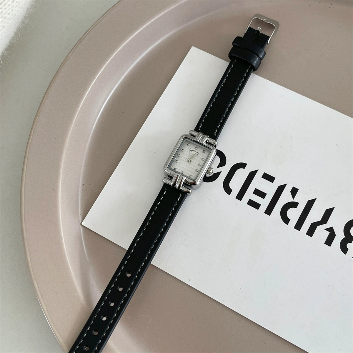 Susanna Vintage Leather Watch - Black Strap, Silver Frame, White Dial [7QVL0KT9]