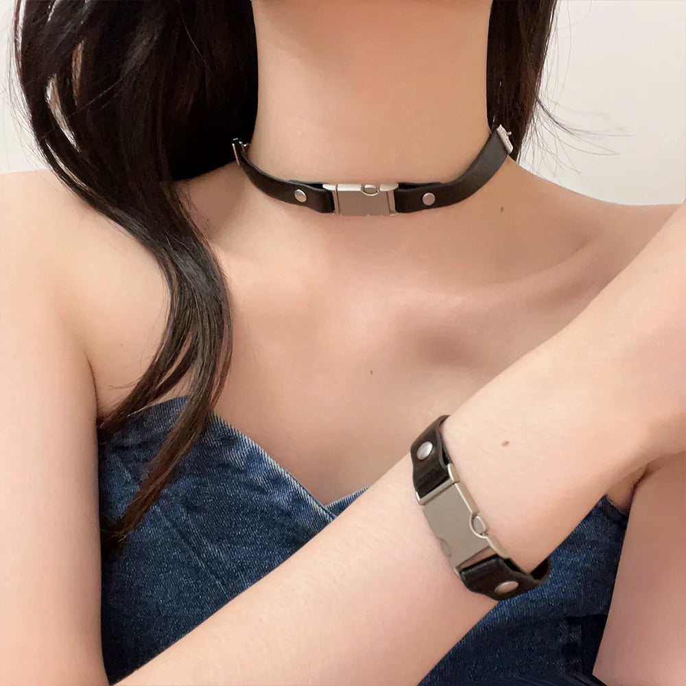 Kynley Leather Choker Armband - Necklace & Bracelet Set