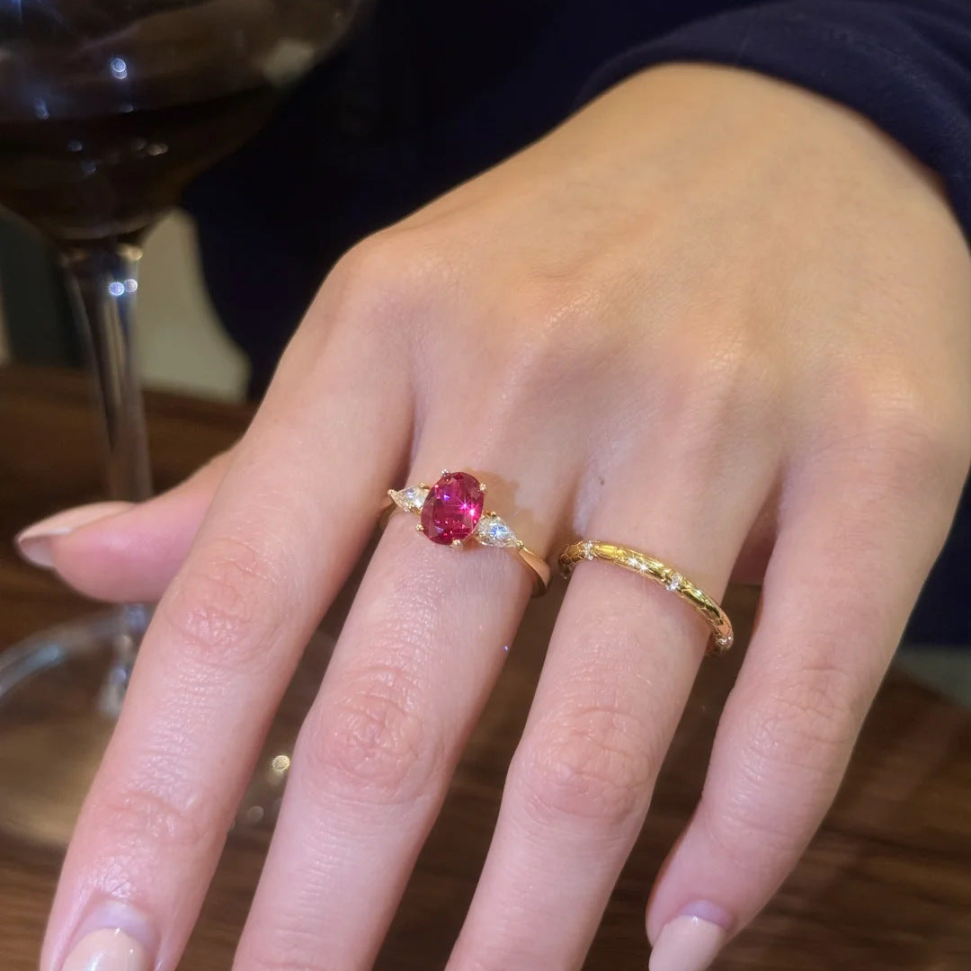 Loretta Luxe Diamond Ring - Gold Pigeon Egg [VV7LN46A]