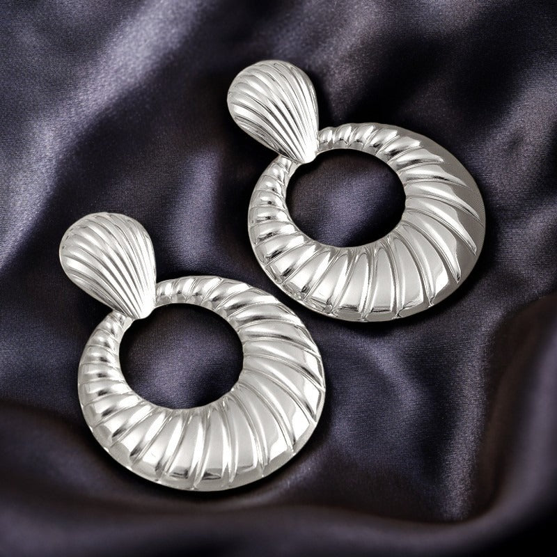 Anyah Corrugated Drop Earrings - Color [Z0HSA6NZ]