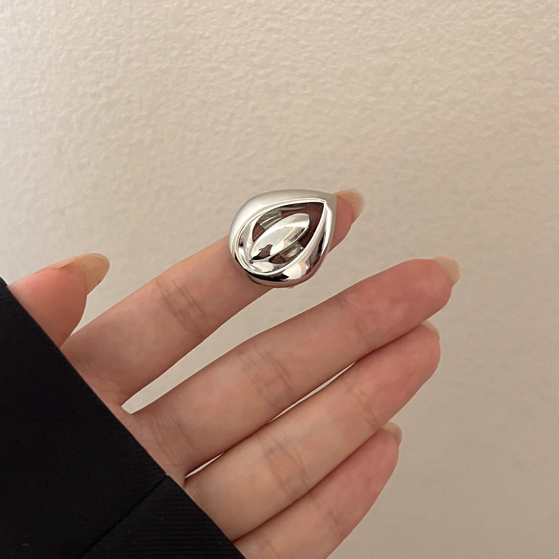 Illiana Croissant Bud Ring - Croissant Silver [PI32HCON]