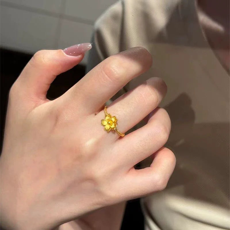 Athziri Sculpted Flower Ring - Sculpted Flower Ring