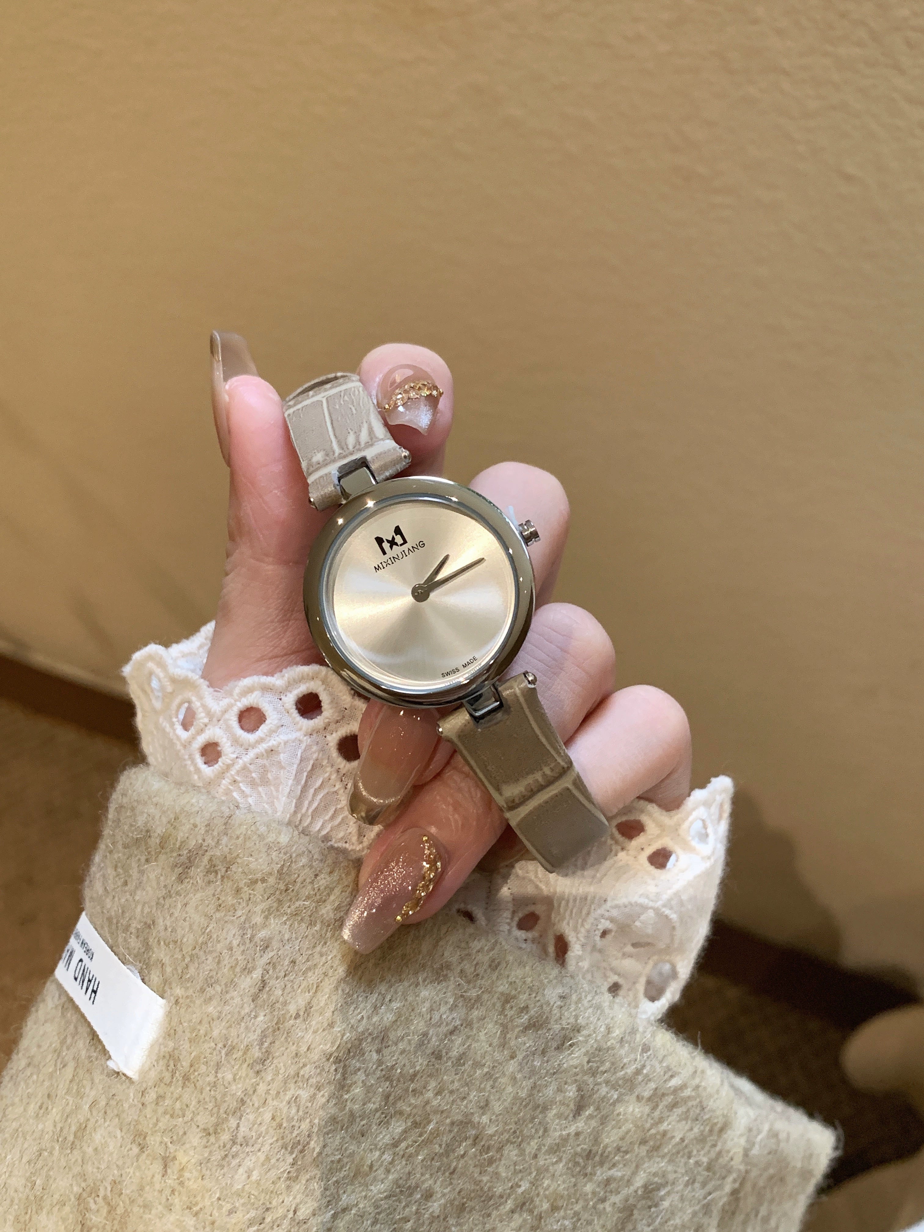 Jackeline Glare Mini Dial Watch - White Grey [TC5U7IAZ]