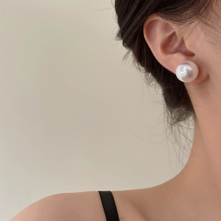 Rosey Pearl Stud Earrings - White 14mm [PHW0KP8C]