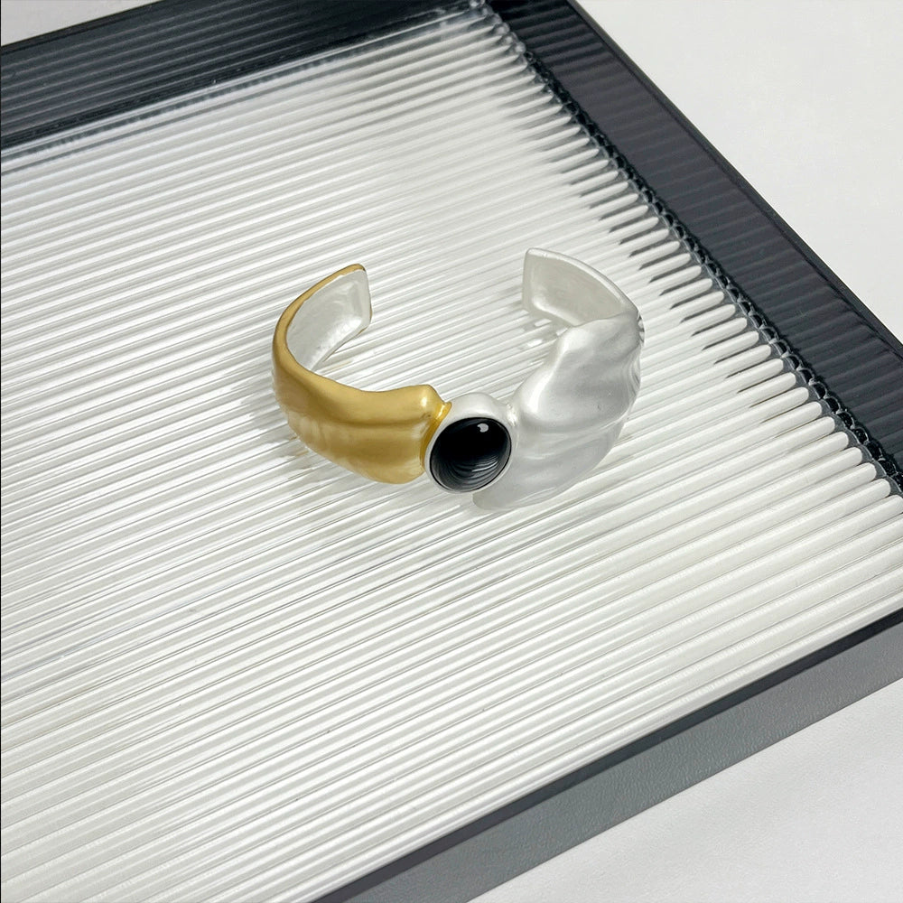 Kensleigh Agate Cuff Bracelet - Gold and Silver Two-Tone Black Agate Bracelet [FMBLTOOV]