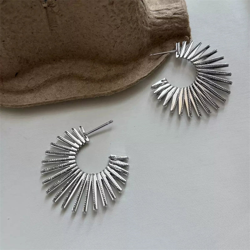 Loreal Cool Steel Earrings - Silver Half-Circle Line Earring [4M8WK1YS]