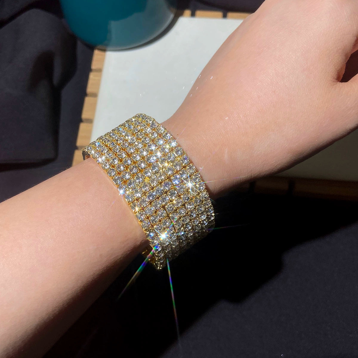 Chaya Dazzling Crystal Jewelry Set - Gold Bracelet [7T7RNVCM]