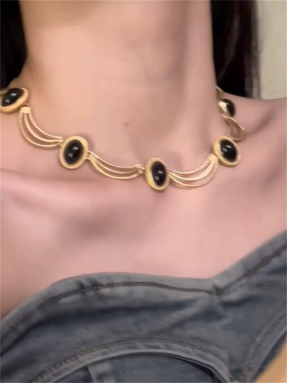Landyn Gothic Gemstone Necklace Set - Necklace