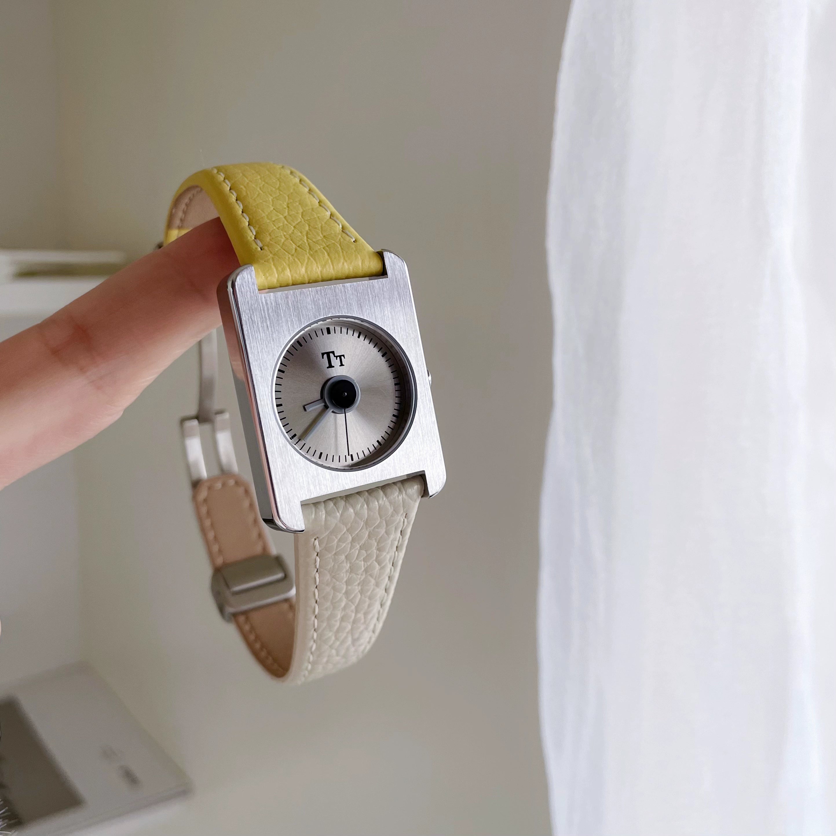 Fatoumata Two-Tone Leather Watch - Beige Yellow Two-Tone [RBKXRY0M]
